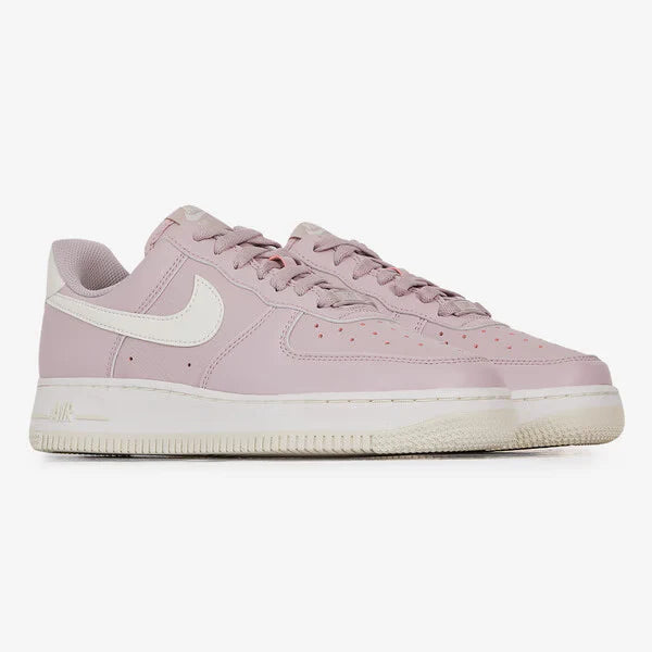 Nike Air Force - Weiß und Rosa