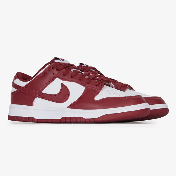 Nike Dunk Low - Grün und Rouge